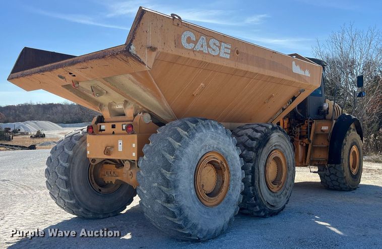 image for item LD9853 2005 Case 340  haul truck
