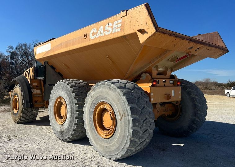 image for item LD9853 2005 Case 340  haul truck