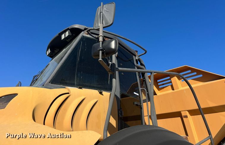 image for item LD9853 2005 Case 340  haul truck