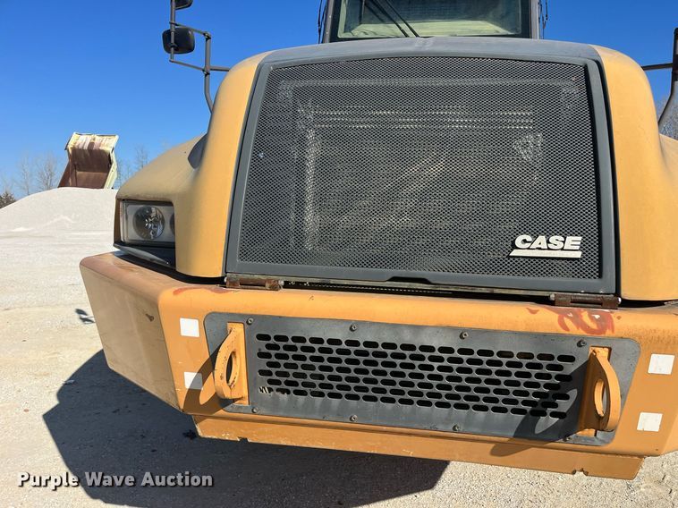 image for item LD9853 2005 Case 340  haul truck