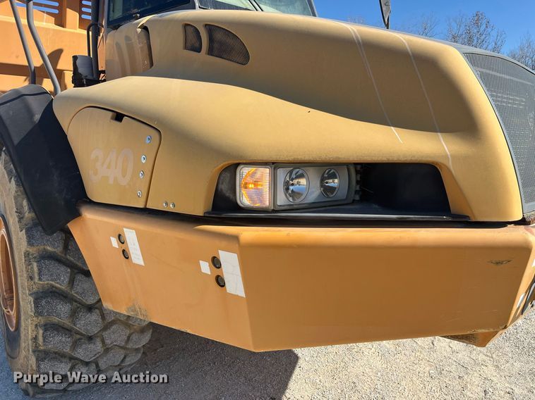 image for item LD9853 2005 Case 340  haul truck