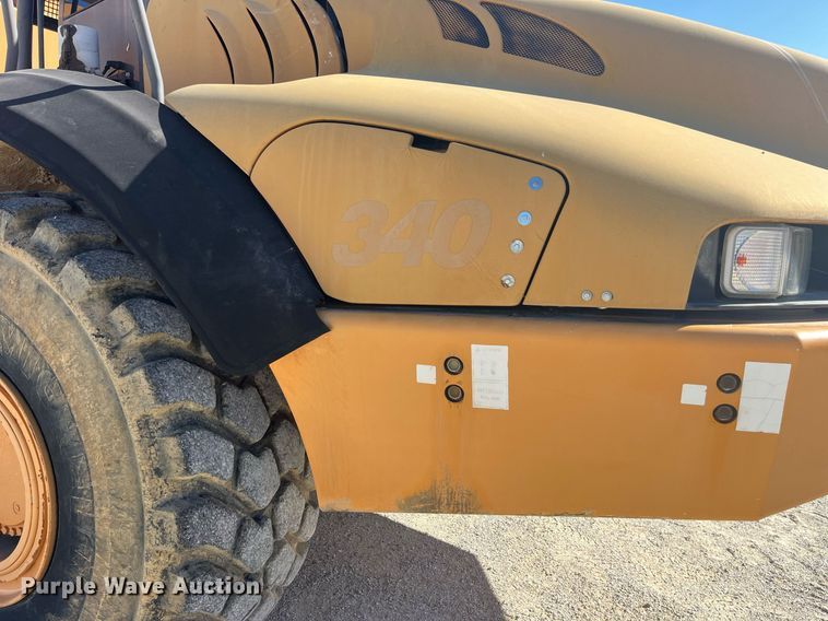 image for item LD9853 2005 Case 340  haul truck