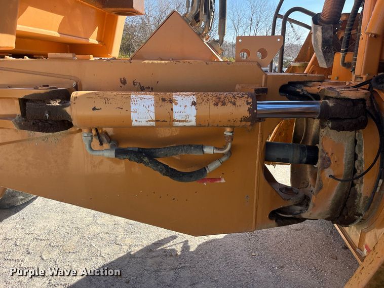 image for item LD9853 2005 Case 340  haul truck