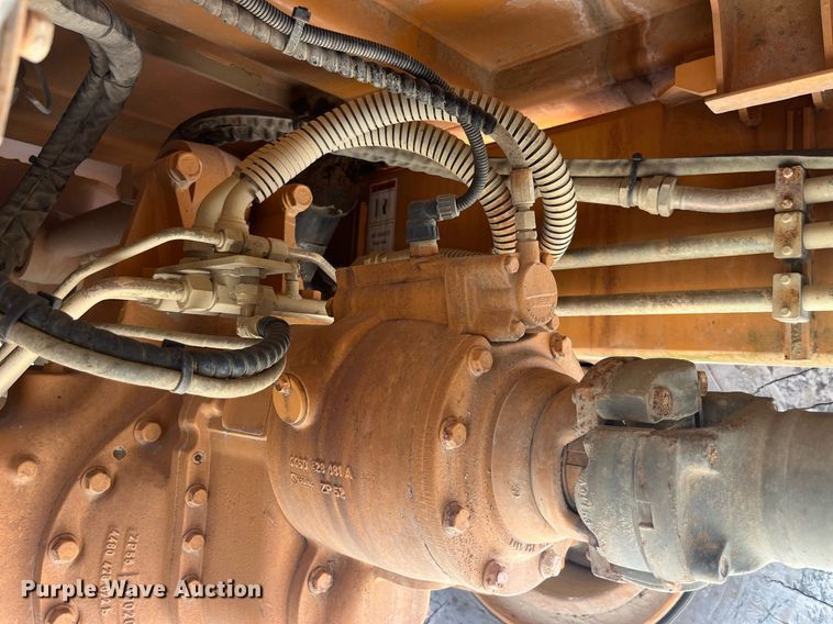 image for item LD9853 2005 Case 340  haul truck