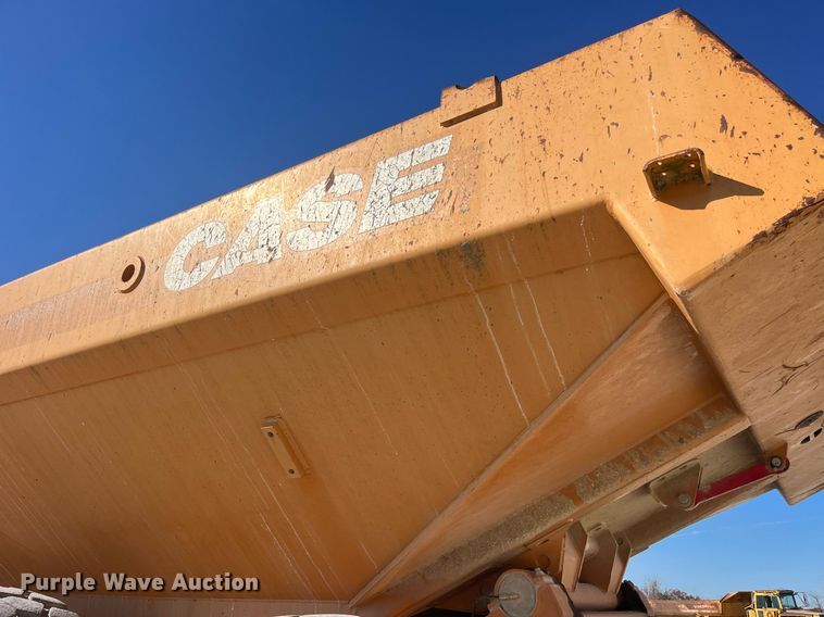 image for item LD9853 2005 Case 340  haul truck