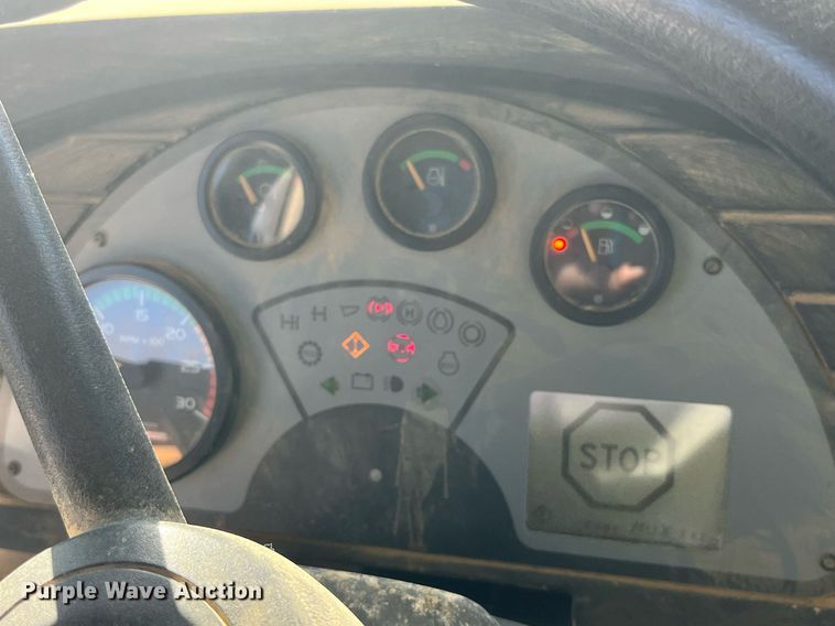 image for item LD9853 2005 Case 340  haul truck