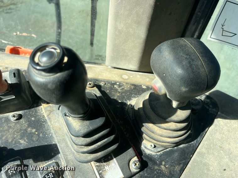 image for item LD9853 2005 Case 340  haul truck