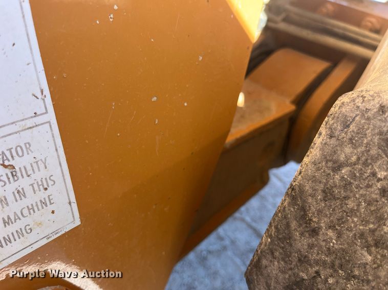 image for item LD9853 2005 Case 340  haul truck