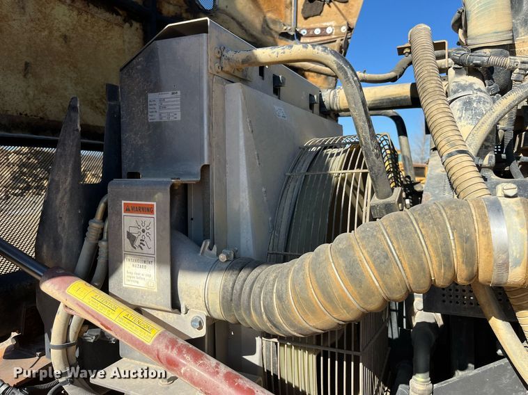 image for item LD9853 2005 Case 340  haul truck