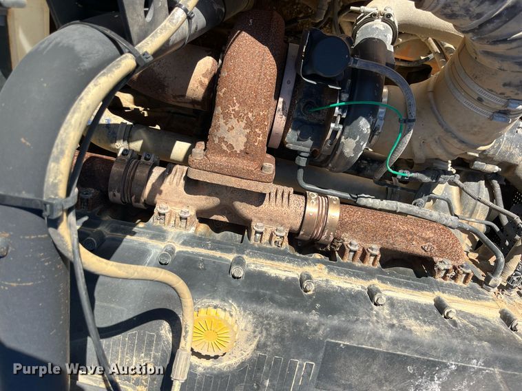 image for item LD9853 2005 Case 340  haul truck