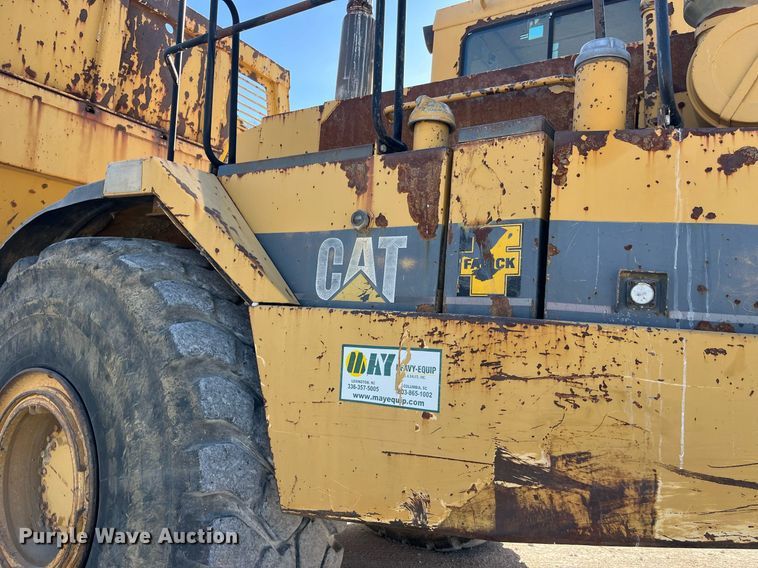 image for item LD9854 1995 Caterpillar D400D  haul truck