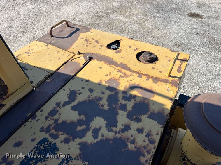 image for item LD9854 1995 Caterpillar D400D  haul truck