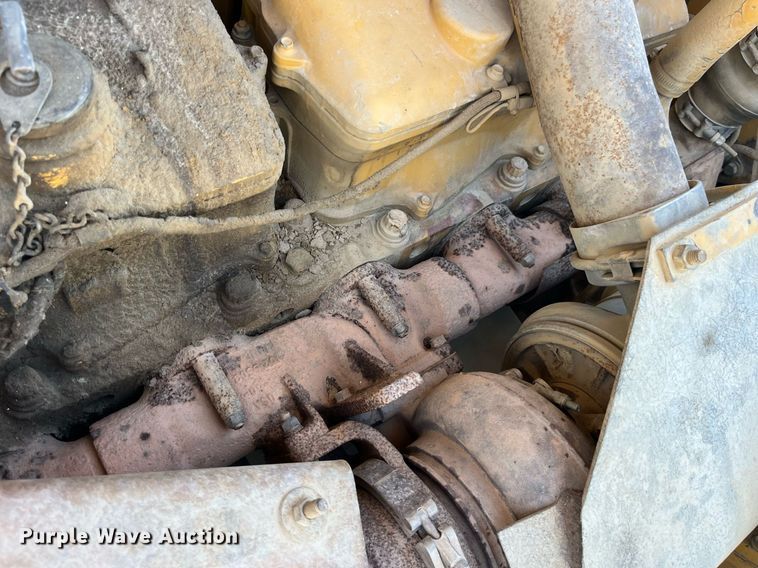 image for item LD9854 1995 Caterpillar D400D  haul truck