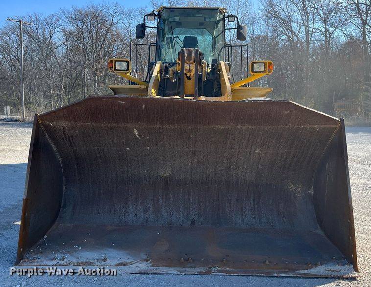 image for item LD9855 2011 Komatsu WA480-6  wheel loader