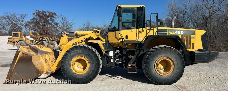 image for item LD9855 2011 Komatsu WA480-6  wheel loader