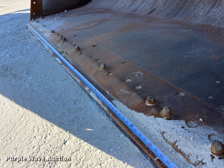 image for item LD9855 2011 Komatsu WA480-6  wheel loader