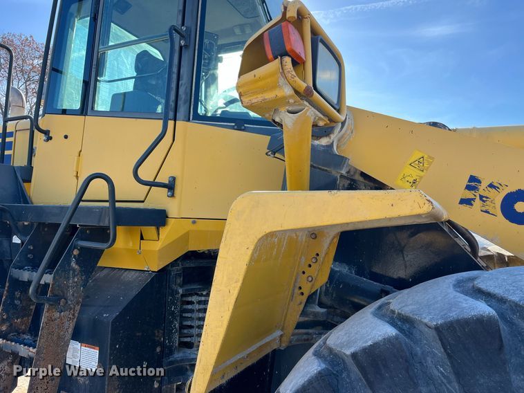image for item LD9855 2011 Komatsu WA480-6  wheel loader