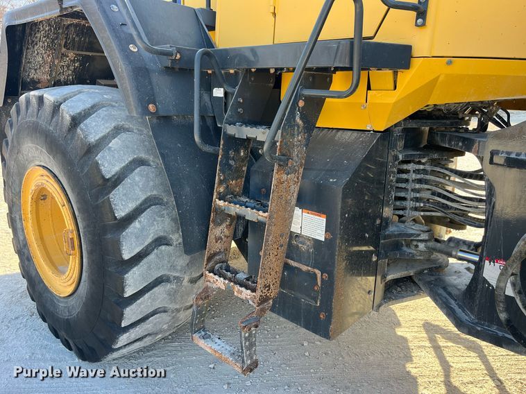 image for item LD9855 2011 Komatsu WA480-6  wheel loader