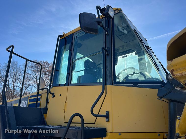 image for item LD9855 2011 Komatsu WA480-6  wheel loader