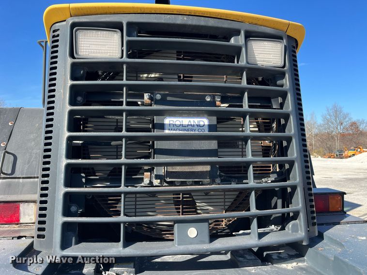 image for item LD9855 2011 Komatsu WA480-6  wheel loader