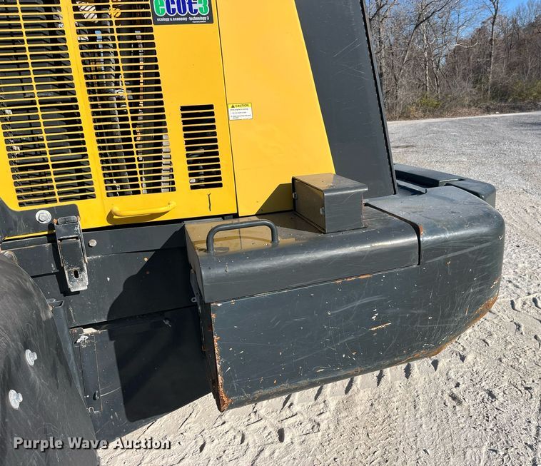 image for item LD9855 2011 Komatsu WA480-6  wheel loader