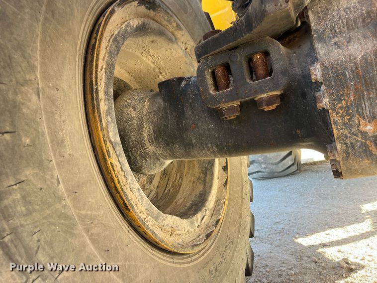 image for item LD9855 2011 Komatsu WA480-6  wheel loader