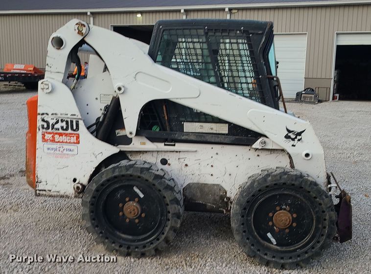 image for item LJ9328 2008 Bobcat S250  skid steer loader