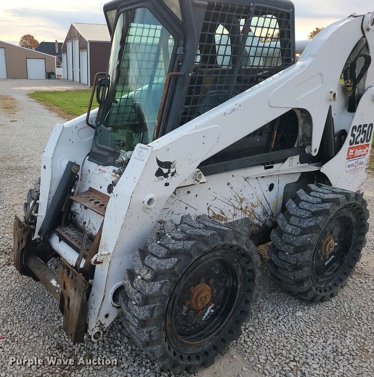 image for item LJ9328 2008 Bobcat S250  skid steer loader