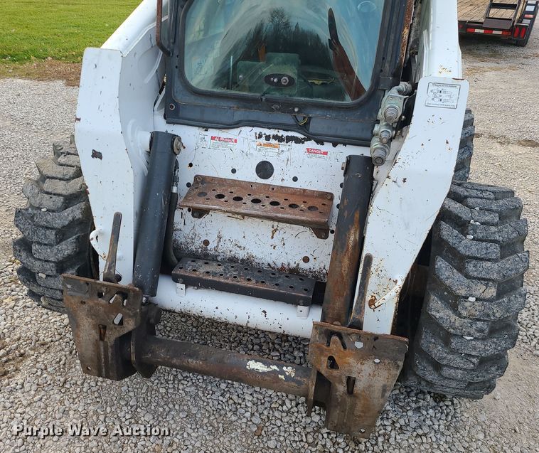 image for item LJ9328 2008 Bobcat S250  skid steer loader