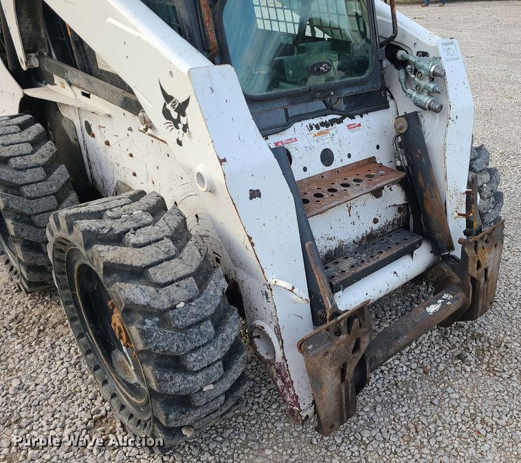 image for item LJ9328 2008 Bobcat S250  skid steer loader