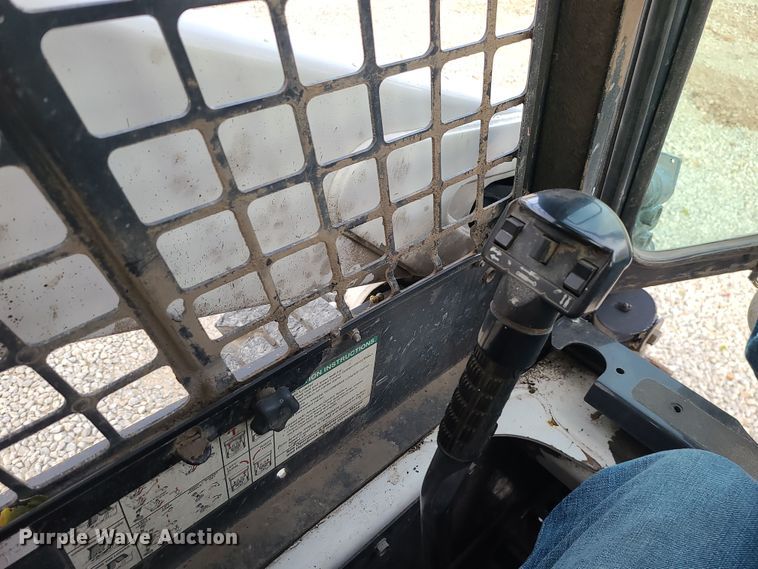 image for item LJ9328 2008 Bobcat S250  skid steer loader