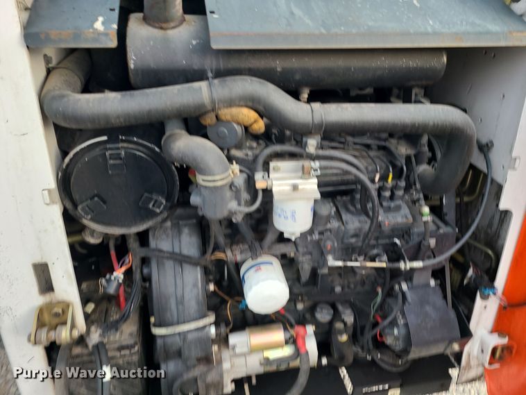 image for item LJ9328 2008 Bobcat S250  skid steer loader