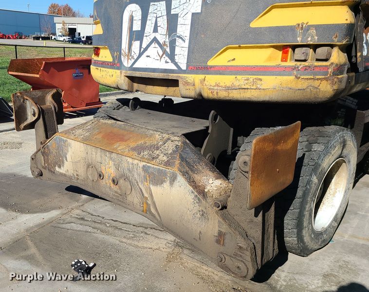 image for item LJ9357 2002 Caterpillar M315  wheeled excavator