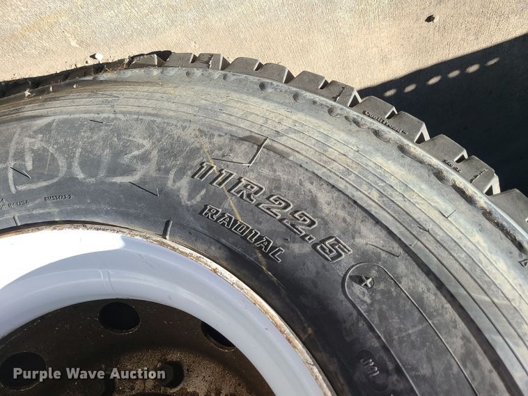 image for item LJ9357 2002 Caterpillar M315  wheeled excavator