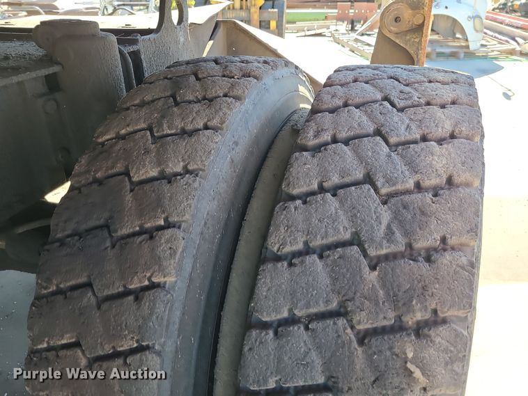 image for item LJ9357 2002 Caterpillar M315  wheeled excavator