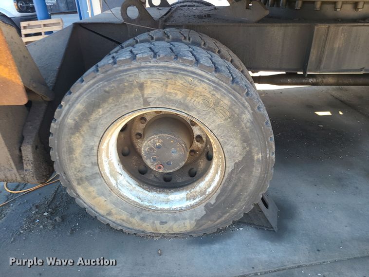 image for item LJ9357 2002 Caterpillar M315  wheeled excavator