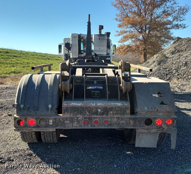 image for item LJ9360 2013 Mack LEU  hook lift truck