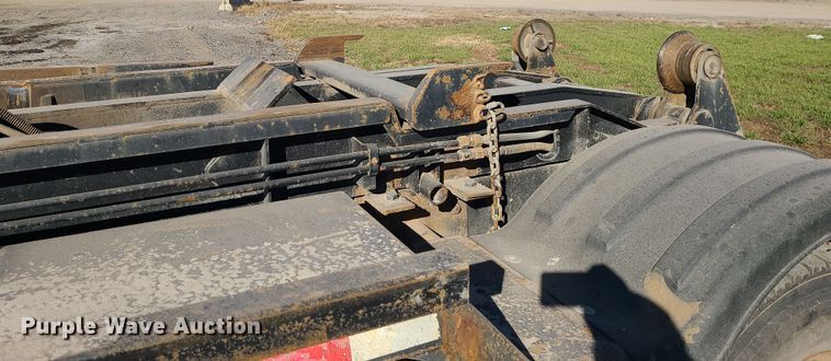 image for item LJ9360 2013 Mack LEU  hook lift truck