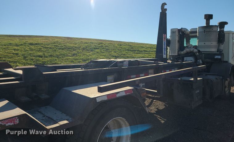 image for item LJ9360 2013 Mack LEU  hook lift truck