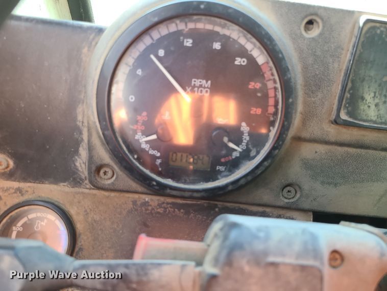 image for item LJ9360 2013 Mack LEU  hook lift truck