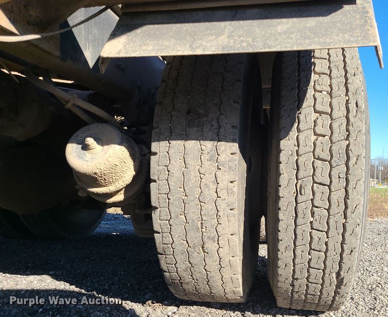 image for item LJ9360 2013 Mack LEU  hook lift truck