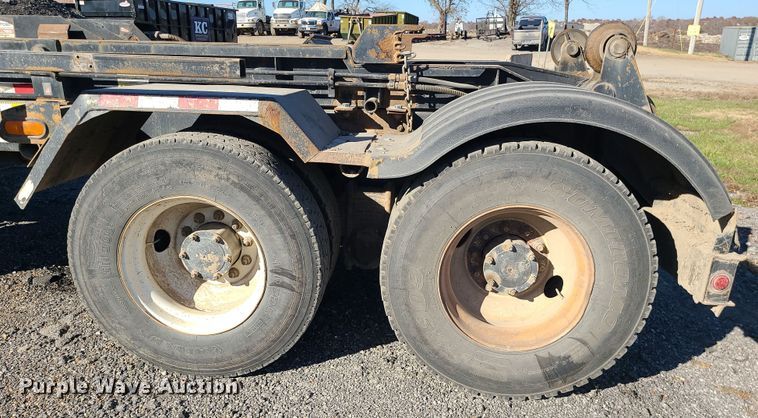 image for item LJ9360 2013 Mack LEU  hook lift truck