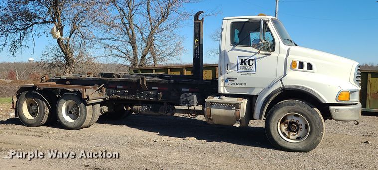 image for item LJ9361 2006 Sterling LT9500  hook lift truck