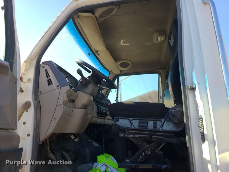 image for item LJ9361 2006 Sterling LT9500  hook lift truck