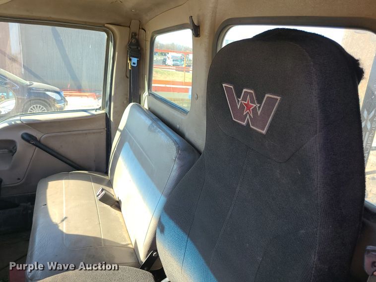 image for item LJ9361 2006 Sterling LT9500  hook lift truck