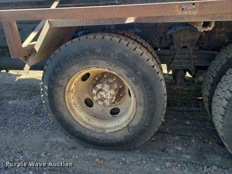 image for item LJ9361 2006 Sterling LT9500  hook lift truck