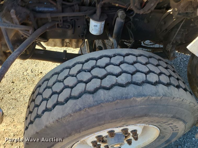 image for item LJ9361 2006 Sterling LT9500  hook lift truck