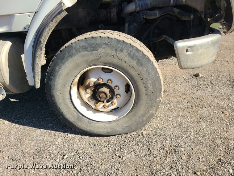 image for item LJ9361 2006 Sterling LT9500  hook lift truck