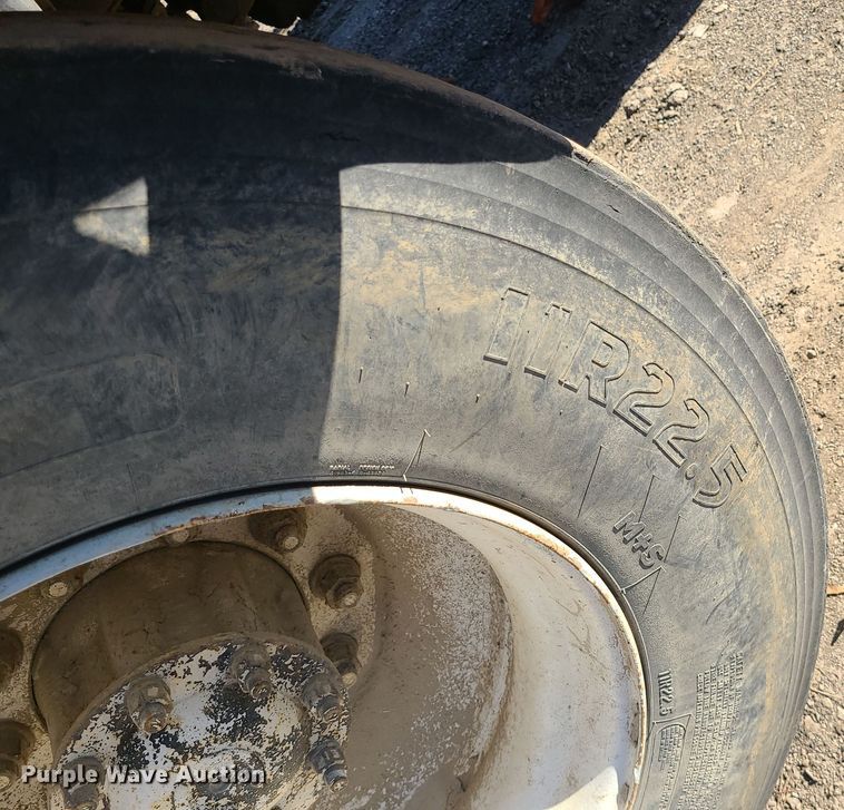 image for item LJ9361 2006 Sterling LT9500  hook lift truck