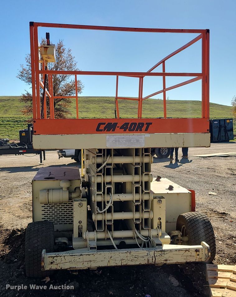 image for item LJ9365 JLG Commander CM-40RT  scissor lift